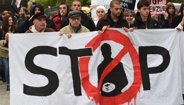 790x450stop-vucic
